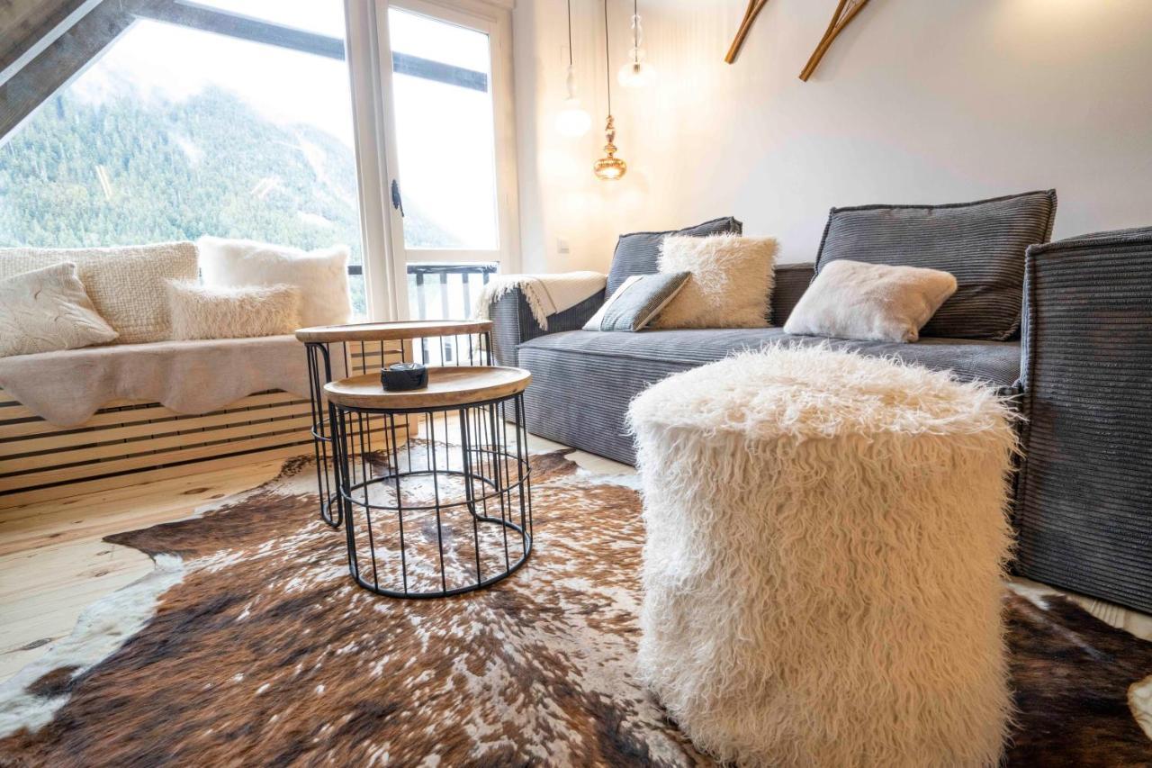 Muntanyo Luxury Lodge Con Sauna, Parking Y Guardaesquis En Ruda Tredos Bagian luar foto